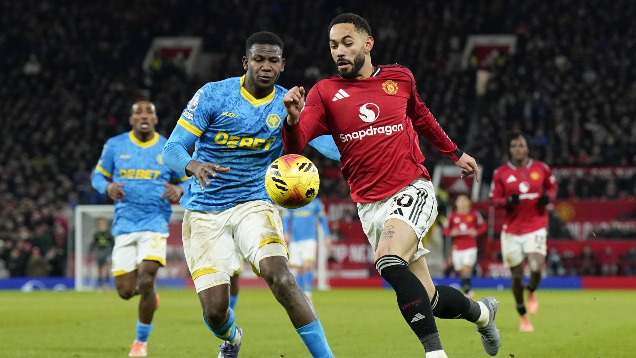 Manchester United, remiză surprinzătoare cu Wolves, scor 1-1