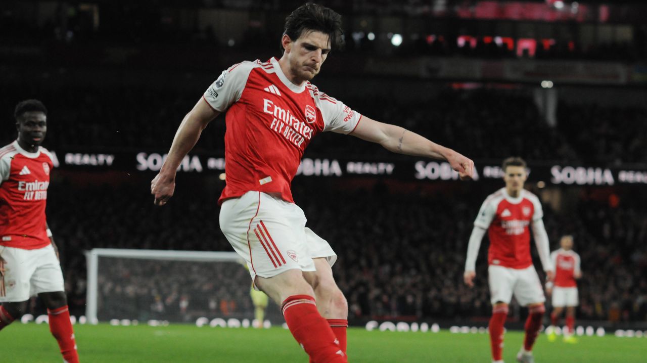 Arsenal câștigă 2-0 cu Aston Villa, dominator în repriza a doua pe VOYO!