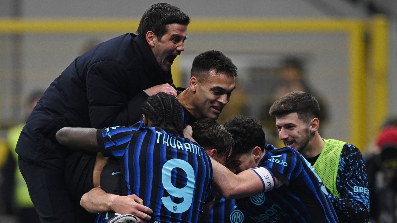 Inter își consolidează poziția în Serie A cu o victorie prea strânsă Inter Milano a obținut o victorie crucială, învingând Lecce cu 1-0 într-un meci desfășurat în etapa cu numărul 16 din Serie A