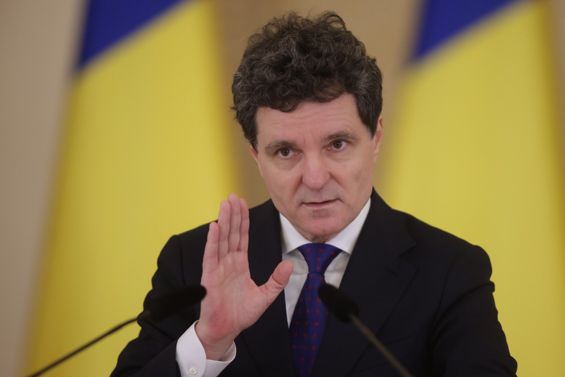 Președintele României, Nicușor Dan, a transmis cu ocazia începutului de an un mesaj ferm, în care a evidențiat importanța reformelor și a unui management public eficient pentru dezvoltarea țării