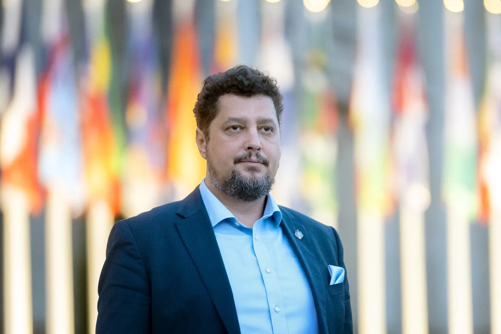 Câteva mii de persoane au ieșit joi seara în stradă în Piața Universității pentru a protesta împotriva Legii Vexler, un proiect legislativ controversat privind combaterea extremismului