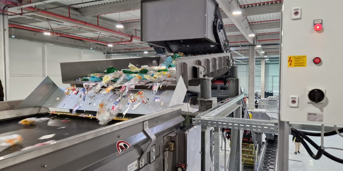 475980312_594587873494064_1678214450965862965_n.jpg - ReactMedia