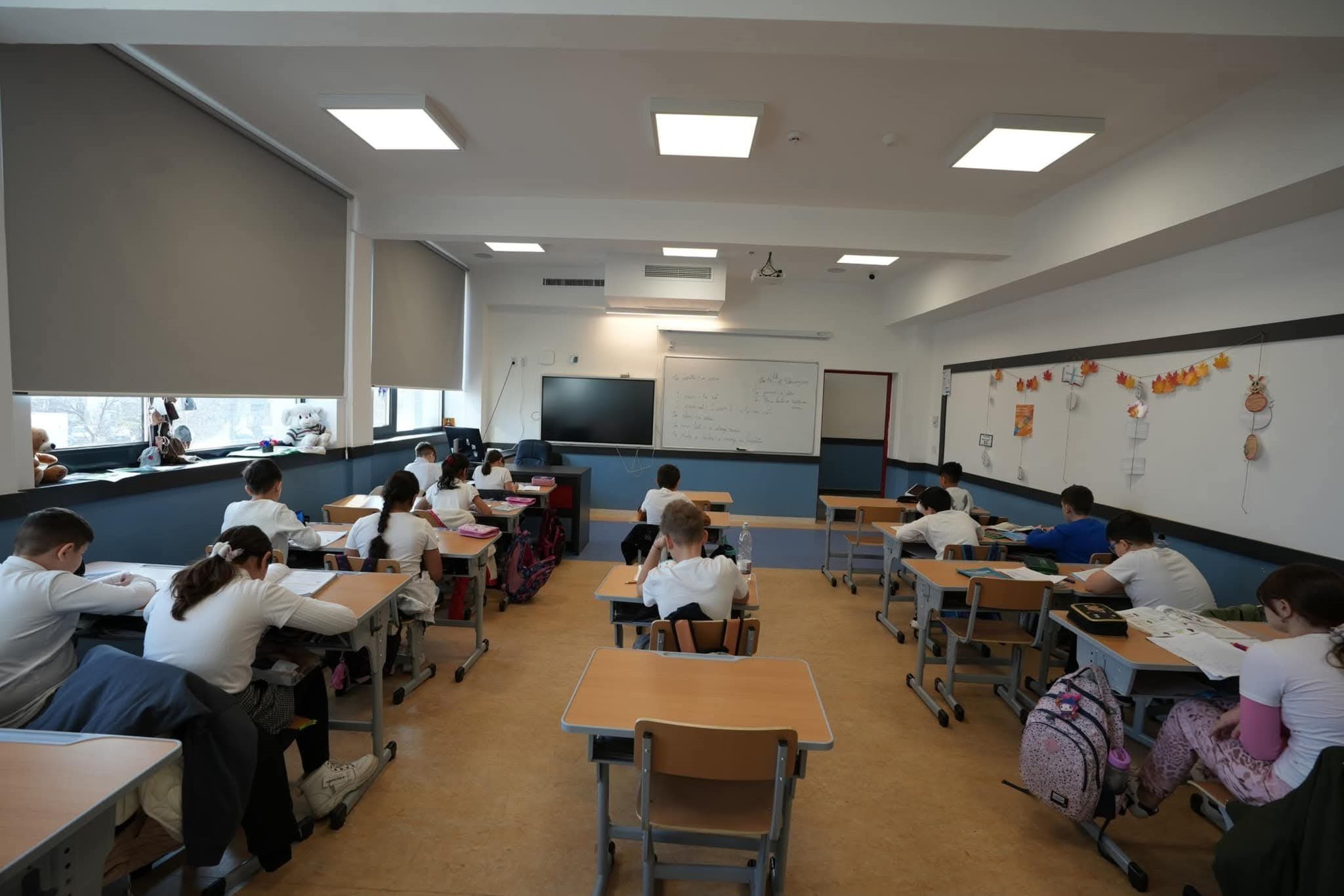 Primăria Sector 3 a anulat și apoi a redeschis programul „Școală după Școală” în ultimele momente ale startului semestrului Decizia primăriei Sector 3 de a sista temporar programul „Școală după Școală” a stârnit un val de îngrijorare în rândul părinților și al elevilor