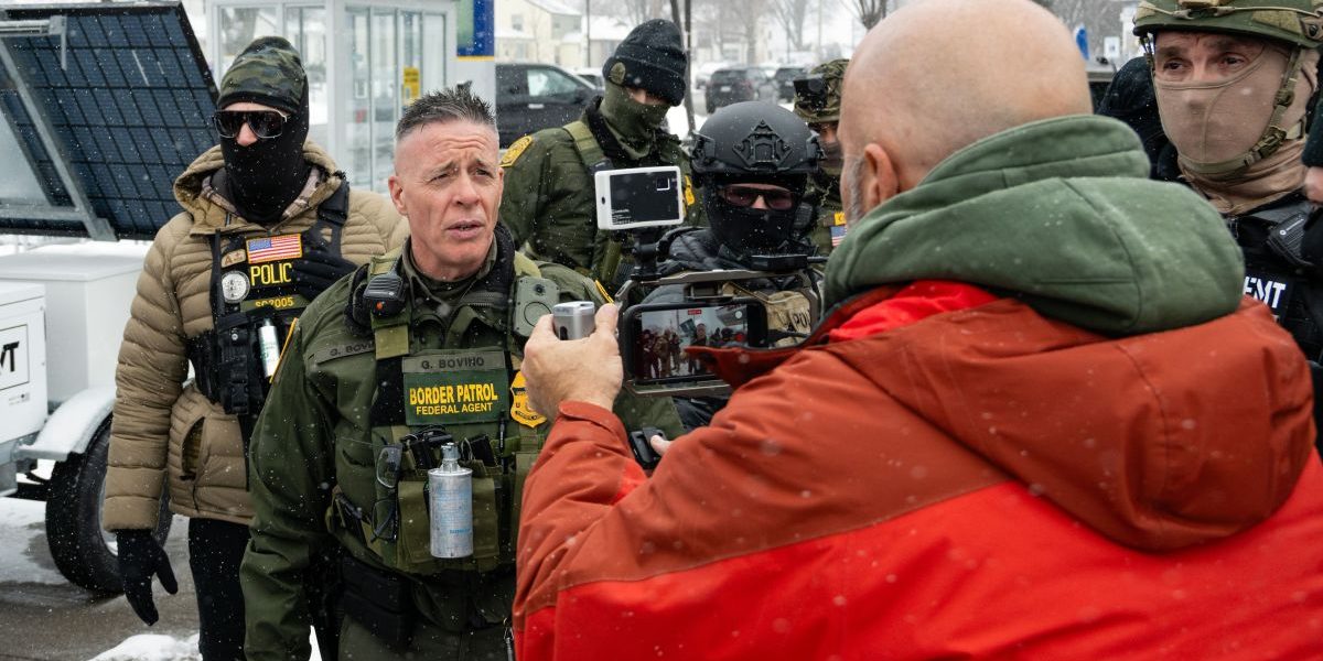 Chefe-da-Patrulha-de-Fronteira-dos-EUA-fala-para-live.jpg - ReactMedia