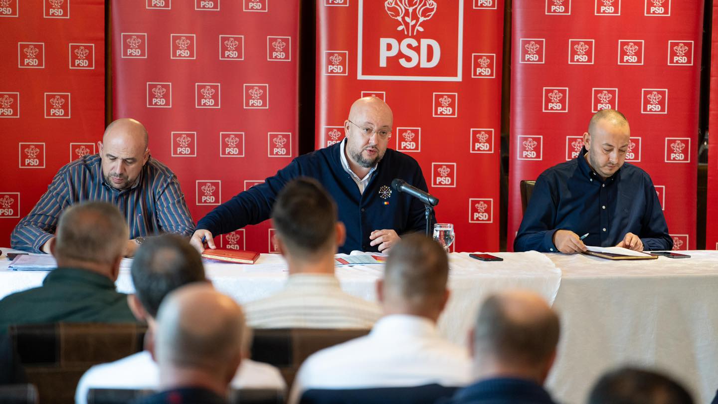 Liderul PSD Vâlcea, Constantin Rădulescu, și-a exprimat recent opinia cu privire la strategia partidului său în contextul blocajelor politice din coaliție, subliniind că social-democrații ar trebui să își păstreze poziția de guvernare, chiar și în condițiile în care există presiuni pentru o eventuală remaniere sau schimbare a echipelor guvernamentale