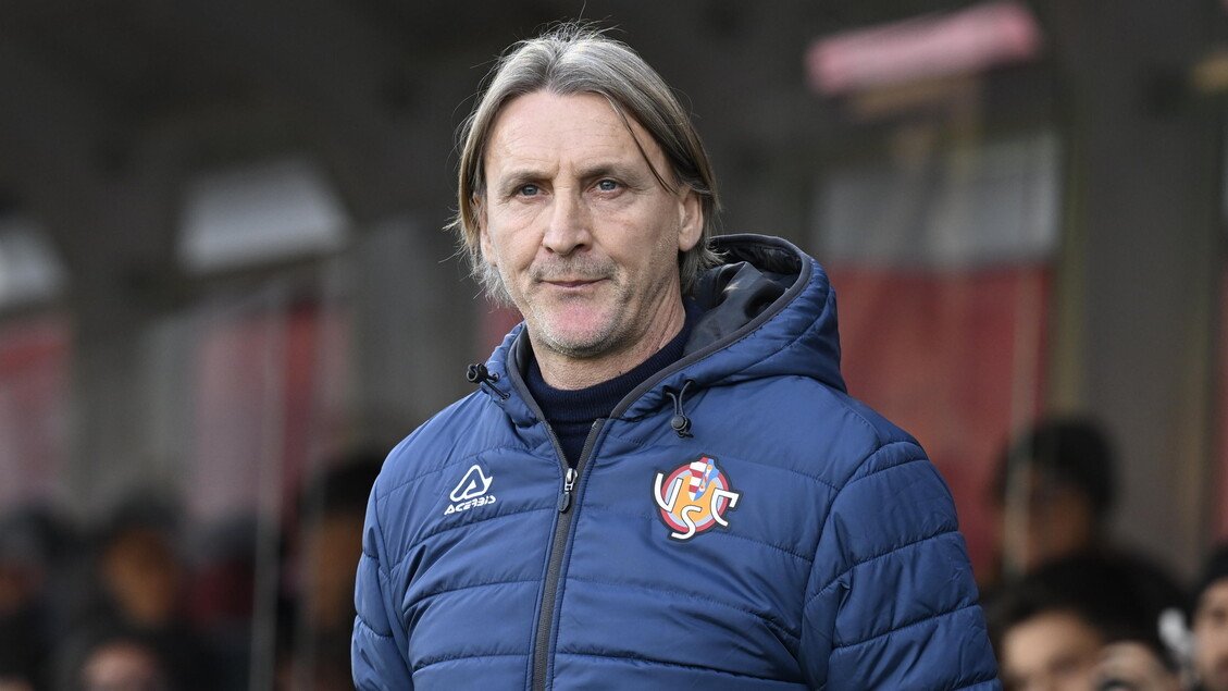 Fiorentina și Cremonese se duelează în Serie A: Meci electrizant!