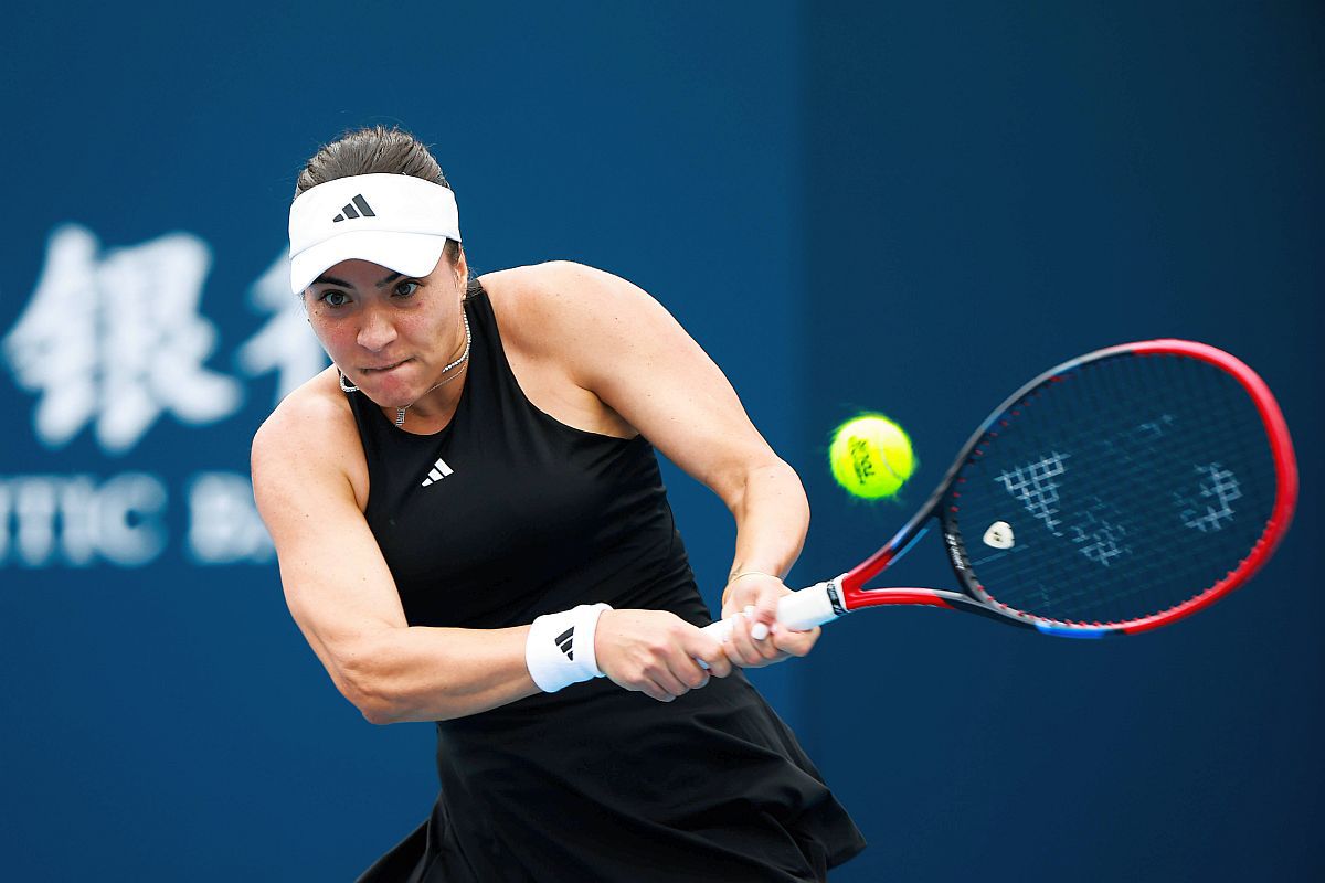 Gabriela Ruse, eliminată în prima rundă la Adelaide după un meci dezamăgitor Gabriela Ruse (28 de ani, locul 79 WTA) a fost eliminată în primul tur al turneului WTA500 de la Adelaide, suferind o înfrângere clară în fața rusoaicei Anna Kalinskaya (27 de ani, #33 WTA)