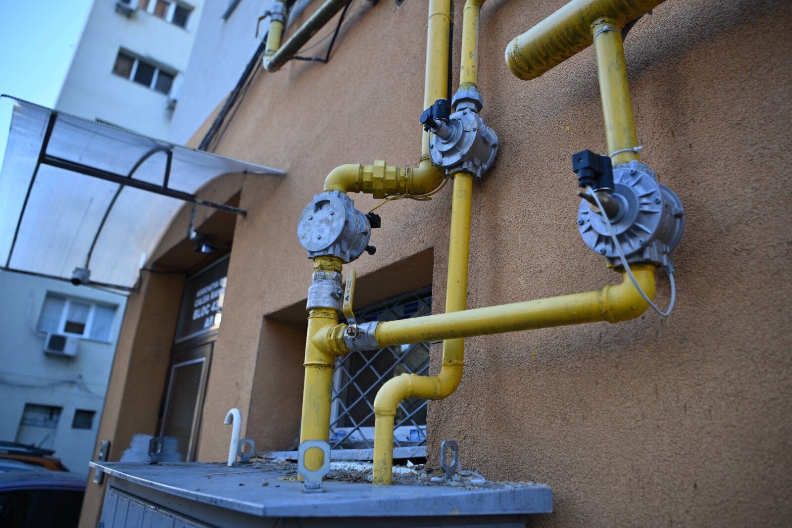 O avarie neașteptată la rețeaua de distribuție a gazelor naturale a perturbat, marți dimineață, alimentarea cu gaz în mai multe zone din Sectorul 1 al Bucureștiului