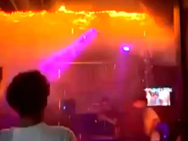 JnpjPTEmaGFzaD1mZWRhMmRkMWRkOWI4YWNiM2Y5YTlmZGM1MmFhMjYyYg.thumb_.jpg - ReactMedia