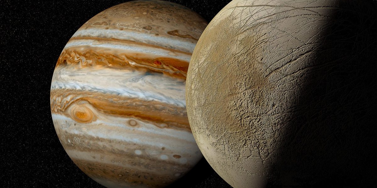 Jupiter-si-Europa.jpg - ReactMedia