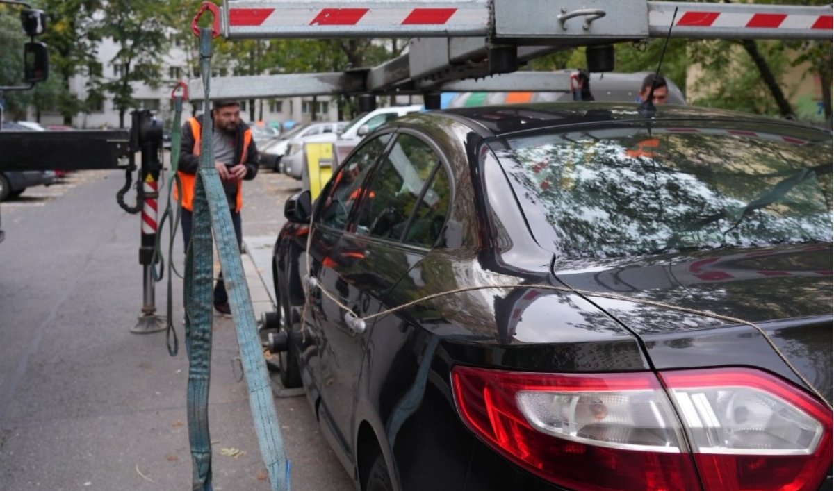 Sector 3: Poliția Locală nu mai ridică mașini dacă ai telefonul afișat în parbriz