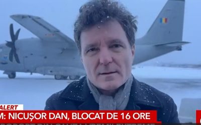 Nicusor-Dan-blocat-in-aeroport-la-Paris.jpg - ReactMedia