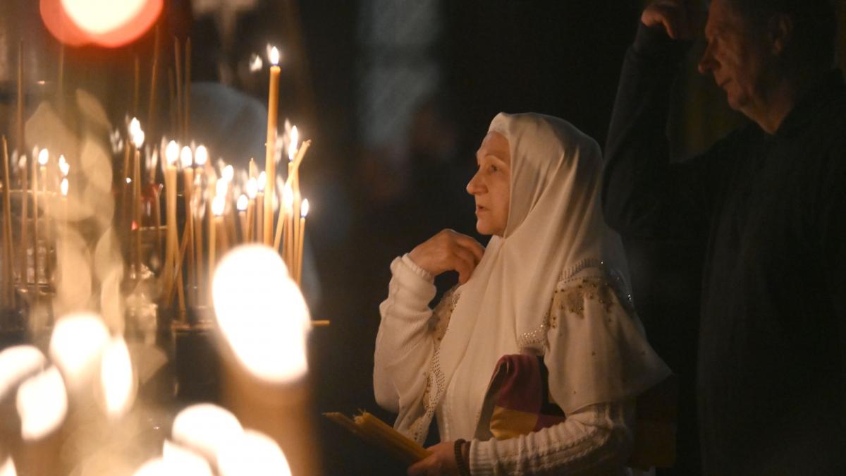 Postul Paștelui începe pe 23 februarie pentru ortodocși În 2026, credincioșii ortodocși din România își vor începe postul Paștelui pe 23 februarie, o perioadă de 40 de zile de reflecție și pregătire spirituală, încheindu-se pe 18 aprilie