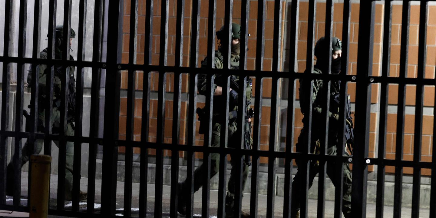 Alertă pe frontiera columbiană: Teama de instabilitate după intervenția americană Colombia a mobilizat, sâmbătă, trupe și tehnică militară pe frontiera cu Venezuela, ca urmare a unei intervenții militare recente a Statelor Unite în capitala v Venezueliană, Caracas