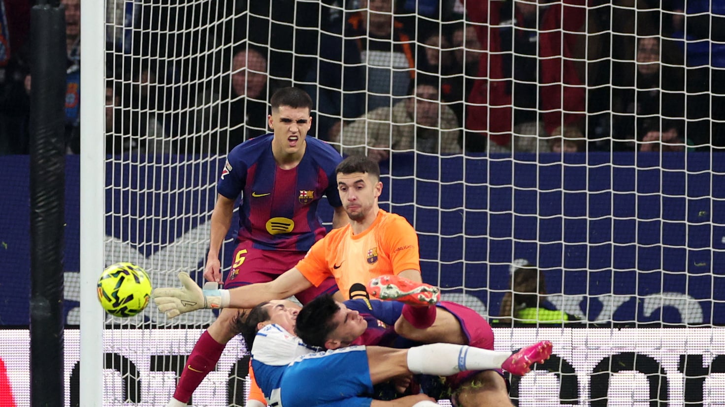 El Barça multiplica diferența față de Espanyol FC Barcelona s-a impus în mod convingător în fața rivalilor locali de la Espanyol, evidențiind o diferență notabilă nu doar pe teren, ci și în ceea ce privește valoarea celor două echipe