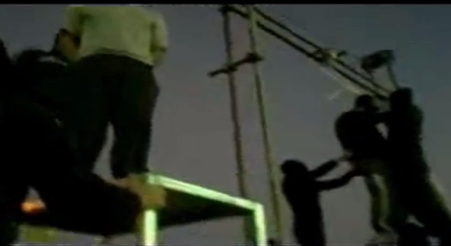 Spanzurare-Iran.jpg - ReactMedia