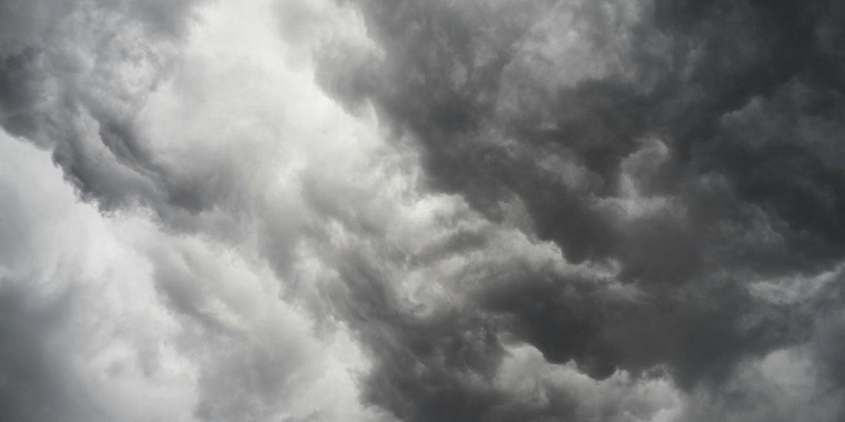 What will the weather be like in East Lancashire this weekend?