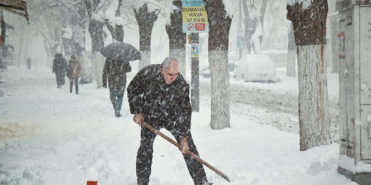 Vremea-va-fi-geroasa_pexels-scaled.jpg - ReactMedia