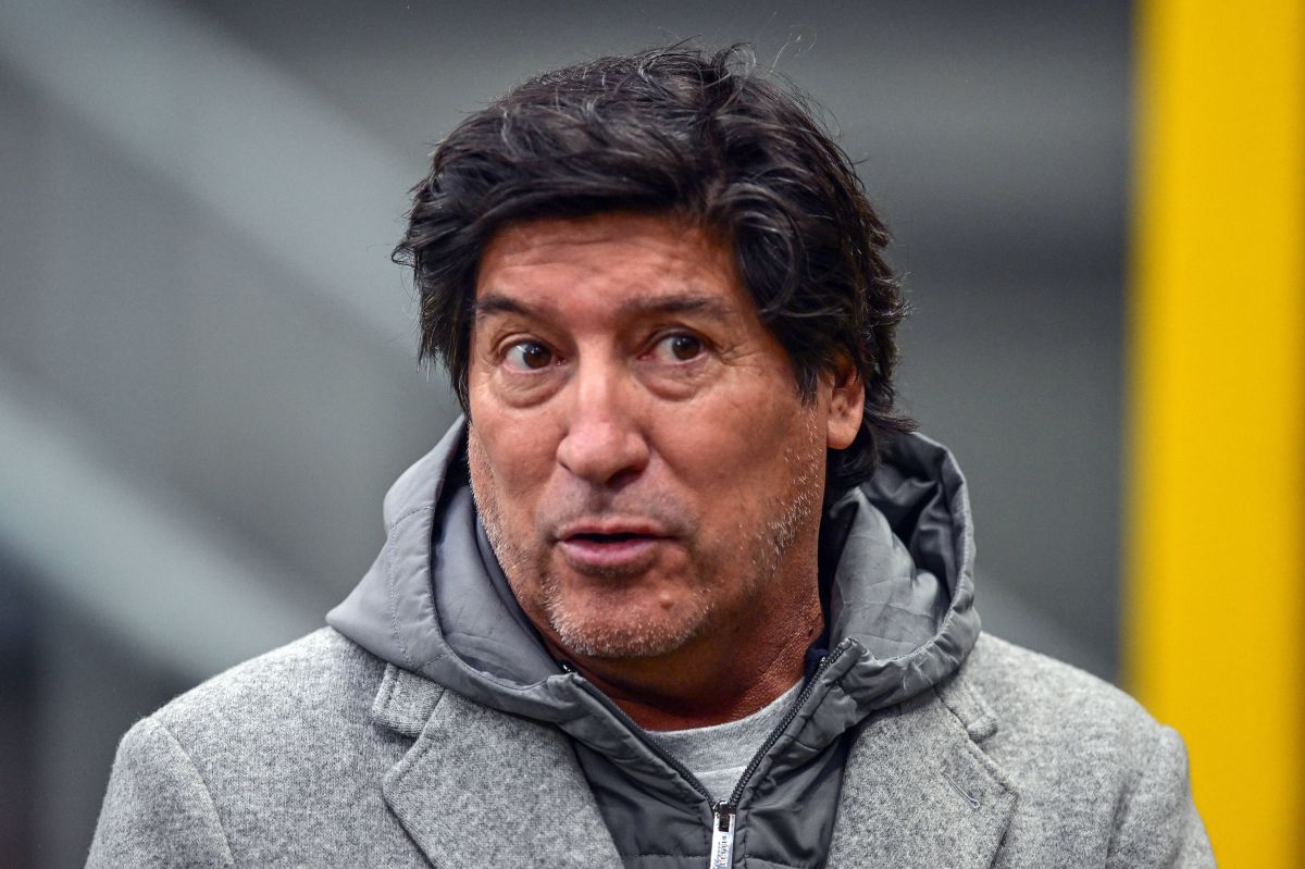 Ivan Zamorano și Walter Zenga, susținători fervenți ai lui Cristi Chivu înaintea meciului cu Arsenal Legendele fotbalului, Ivan Zamorano și Walter Zenga, se află în spatele antrenorului Cristi Chivu, declarând că echipa lui Inter Milano nu este mai prejos decât Arsenal, în ciuda provocărilor întâmpinate