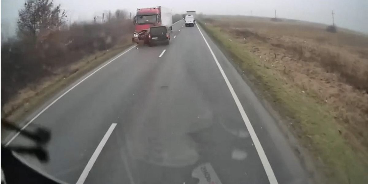 aD02MzAmemM9MSZoYXNoPTQyOTM2MGViZGNmMDk3MjQzMWMwYTUxNTJiNTA5OWM2.thumb_.jpg - ReactMedia