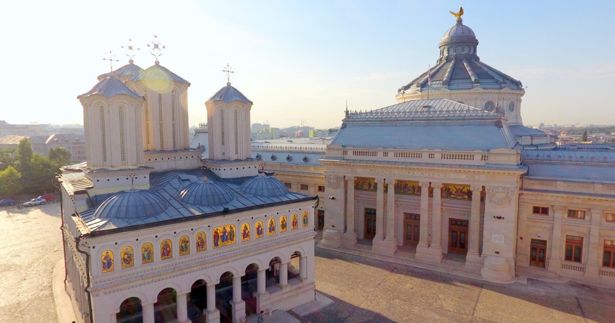 Patriarhia Română se opune legalizării prostituției: o problemă de demnitate umană Patriarhia Română a luat o poziție fermă împotriva inițiativei legislative de legalizare a prostituției, considerând că acest demers reprezintă o formă gravă de exploatare a trupului omenesc