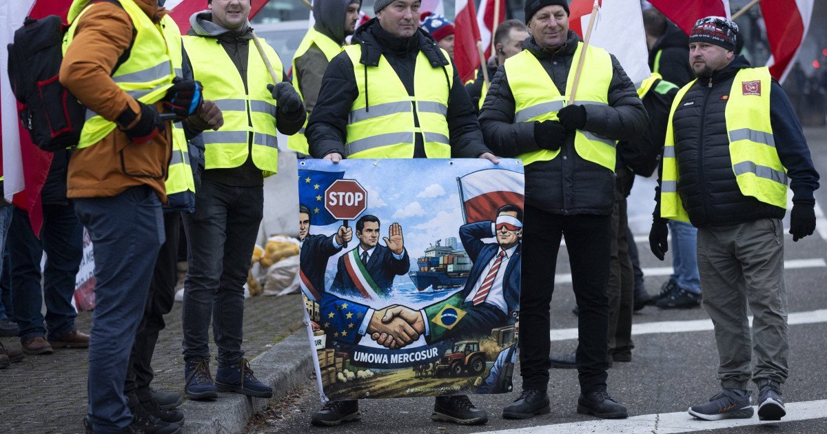 Fermierii români protestează la Strasbourg: „UE nu ne salvează producția”