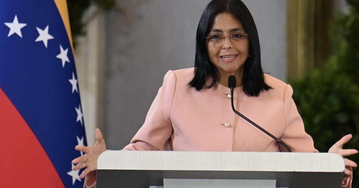 Delcy Rodriguez, președinte interimar al Venezuelei, în contextul crizei politice Vicepreședintele și ministrul petrolului din Venezuela, Delcy Rodriguez, a fost oficial învestită luni în funcția de președinte interimar al țării
