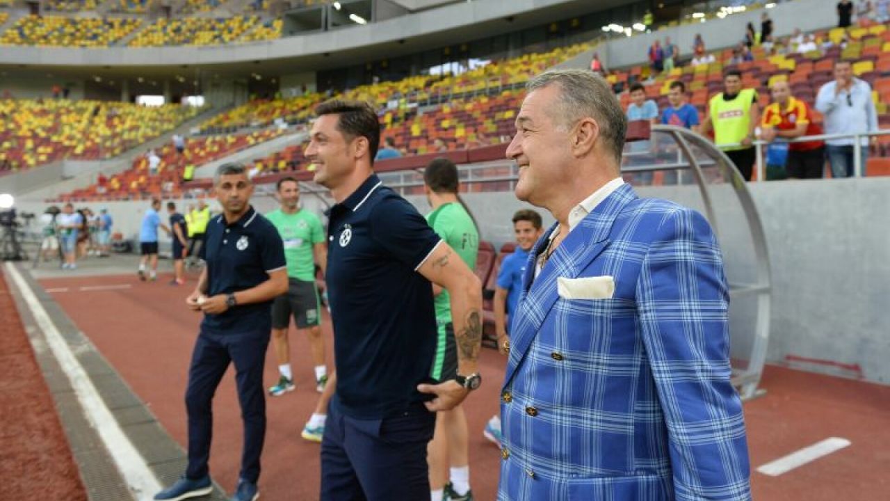 Becali anunță o schimbare radicală în sistemul de joc al lui FCSB Gigi Becali, patronul echipei FCSB, a dezvăluit recent planurile de modernizare a sistemului de joc al grupării roș-albastre