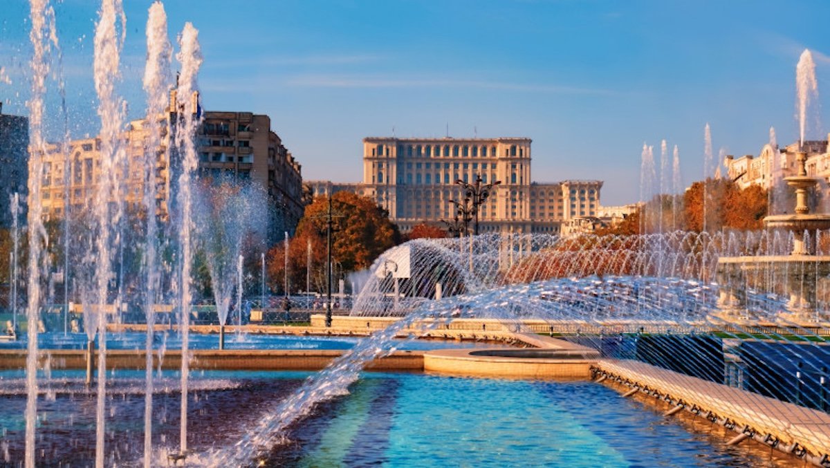 Primarii din București și Guvernul caută soluții pentru finanțarea dezvoltării capitalei În contextul unui dialog deschis și continuu între autoritățile locale și centrale, guvernul României încearcă să stabilească mecanisme eficiente pentru a asigura resursele financiare necesare pentru modernizarea și dezvoltarea Bucureștiului