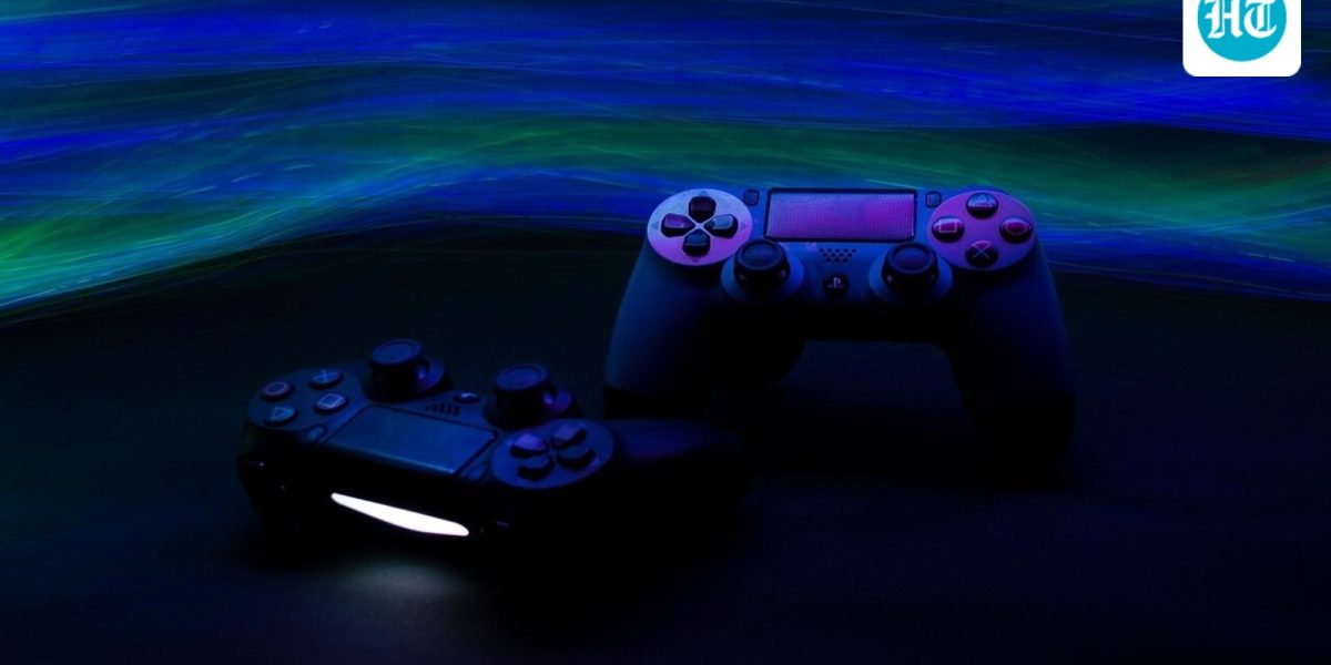 controller_1767559990654_1767559990765.jpg - ReactMedia