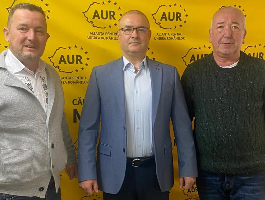 Cosmin Jurcoveț, fostul adjunct al Inspectoratului de Jandarmi Alba, s-a alăturat oficial Partidului Alianța pentru Unitate și Răspicare (AUR), la mai puțin de o lună de la pensionare