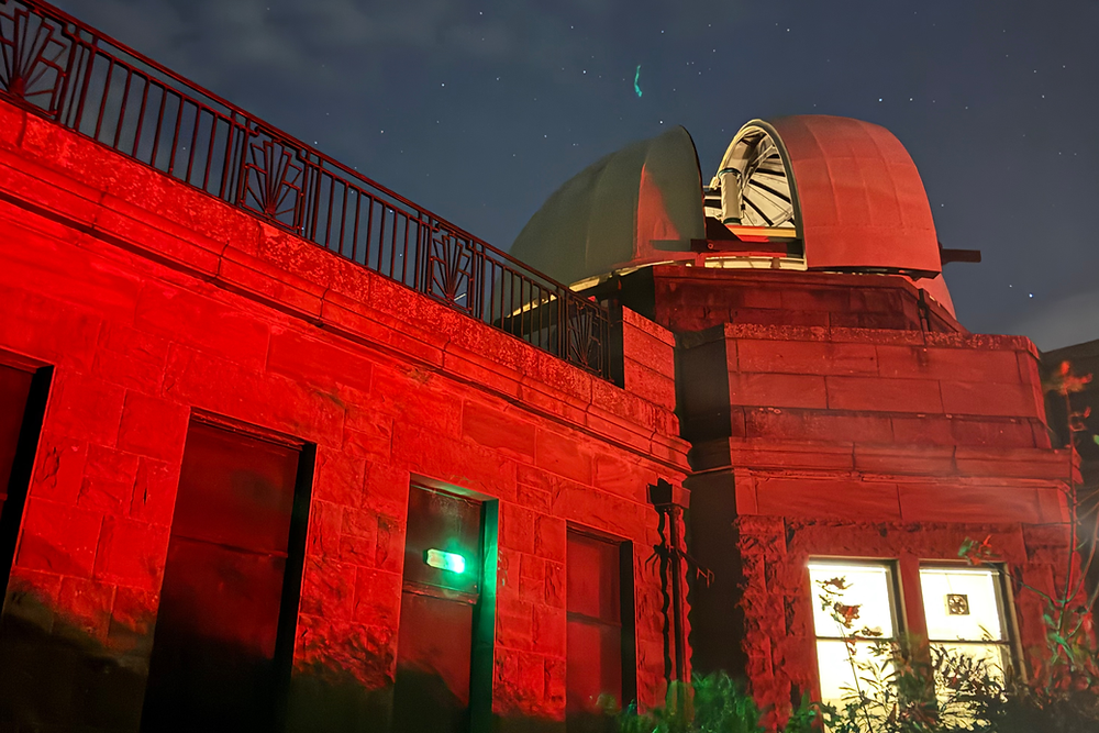 Mills Observatory readuce noaptea muzicii live cu Telescope Radio!