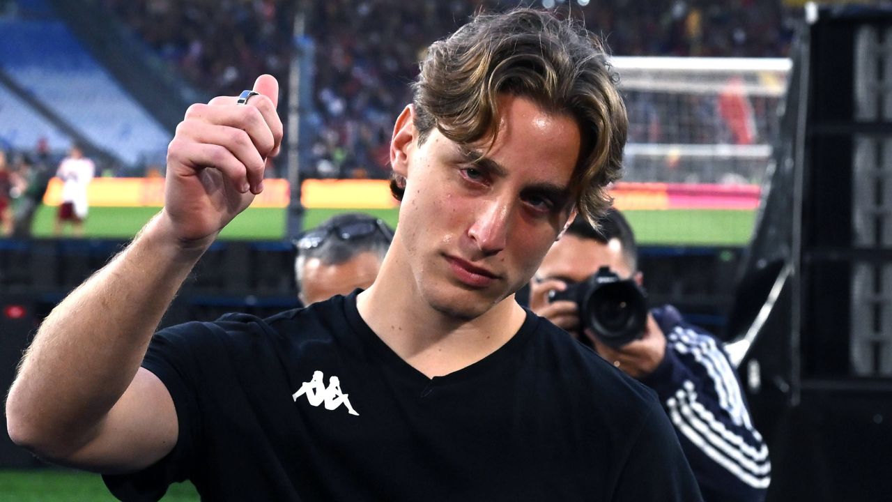 Edoardo Bove, noul star al lui Watford după o luptă dramatică pentru viață Edoardo Bove, fostul mijlocaș al echipei Fiorentina, a semnat recent un contract pe cinci sezoane și jumătate cu echipa engleză Watford, marcând un moment crucial în cariera sa