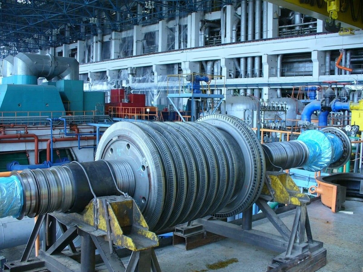 O avarie la CET Sud afectează furnizarea de apă caldă și căldură în mai multe zone ale Bucureștiului Duminică dimineața, mai multe zone din Capitală s-au confruntat cu întreruperi în furnizarea de apă caldă și agent termic, după ce o avarie a avut loc la Complexul Energetic Turceni (CET) Sud – ELCEN, unitate aflată în administrarea Ministerului Energiei