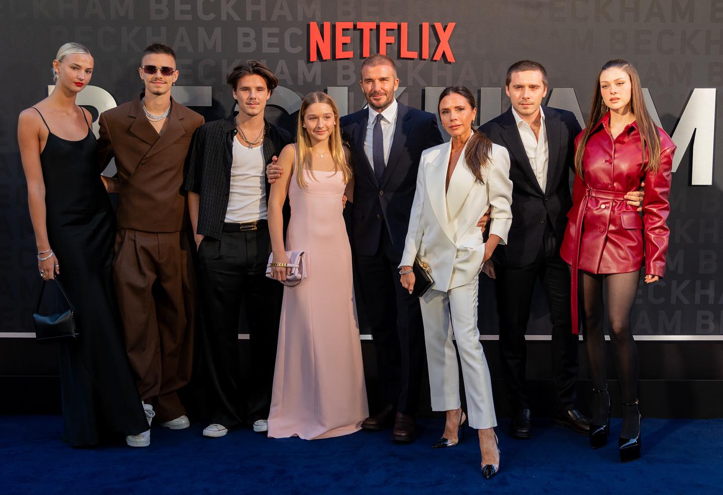 Frații Beckham, un nou lot de tineri influenceri cu intenții ferme de control asupra propriilor branduri George și Brooklyn Beckham, fii celebri ai fostului fotbalist David Beckham și ale soției sale, Victoria Beckham, au devenit recent subiectul unor declarații incendiare ce au zguduit lumea fashion și a influenței media