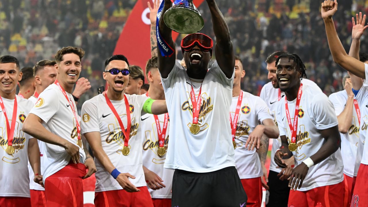 „Jucători disperați să plece la FCSB: „A fugit înainte de Bac!”