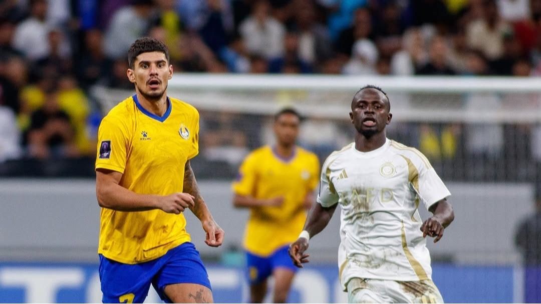 Dinamo joacă împotriva FCSB în Qatar: Coman, titular sub soare!