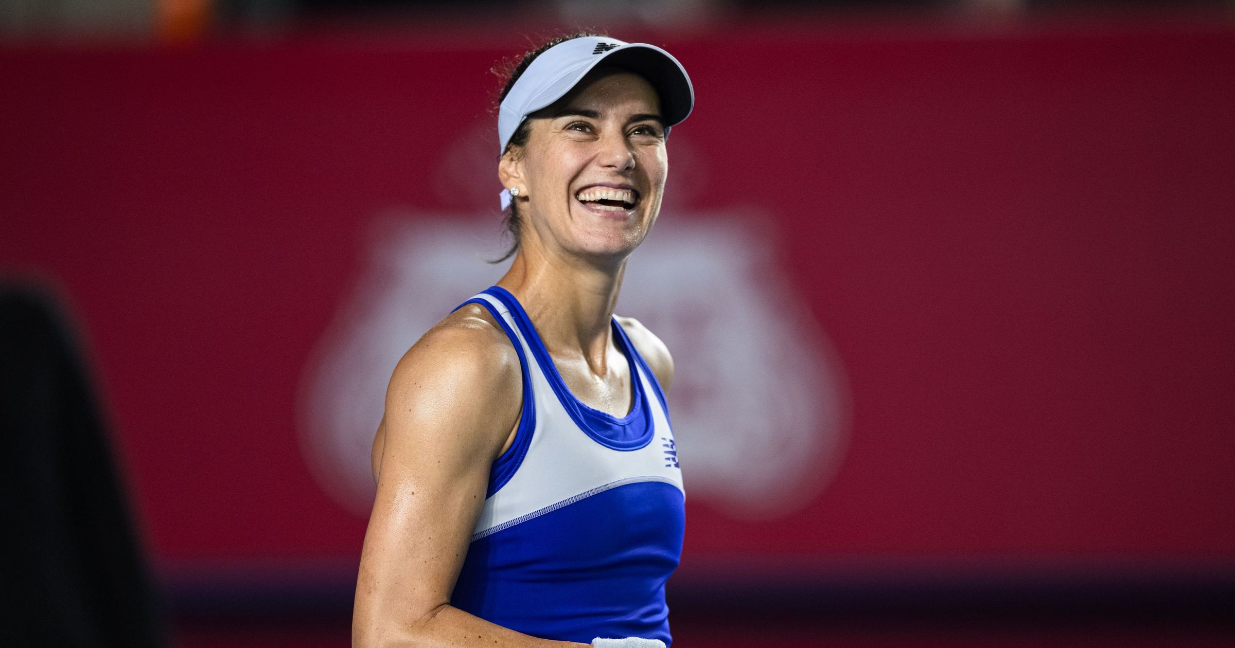 Sorana Cîrstea se califică în optimile de finală la Brisbane, după o victorie convingătoare în fața Jelenei Ostapenko Sorana Cîrstea continuă să impresioneze în cadrul turneului WTA 500 de la Brisbane, reușind să se califice în optimile de finală după o victorie clară în fața letonului Jelena Ostapenko, cu 6-2, 7-6