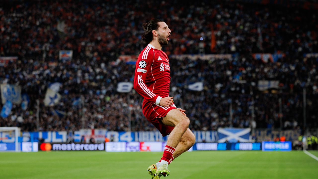 Marseille – Liverpool: Un Duel cu O Miza Uriașă Partida dintre Marseille și Liverpool se desfășoară în aceste momente, captând atenția suporterilor din întreaga Europă și nu numai