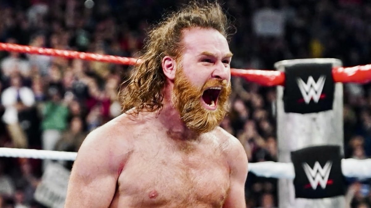 Sami Zayn se pregătește intens pentru meciul cu Drew McIntyre la Royal Rumble Sami Zayn este într-o formă deosebită înainte de întâlnirea mult așteptată cu Drew McIntyre, care va avea loc în cadrul Royal Rumble de astăzi