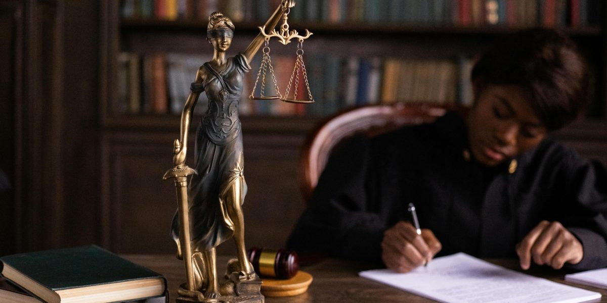 judecator-statele-unite-justitie-.jpg - ReactMedia