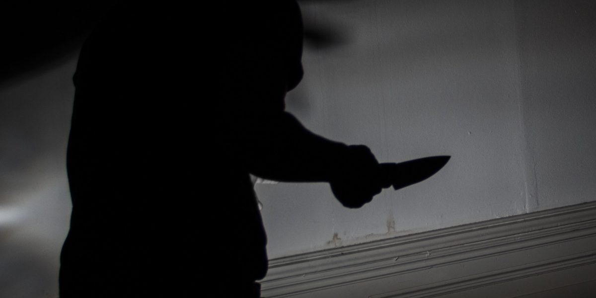 knife-376383.jpg - ReactMedia