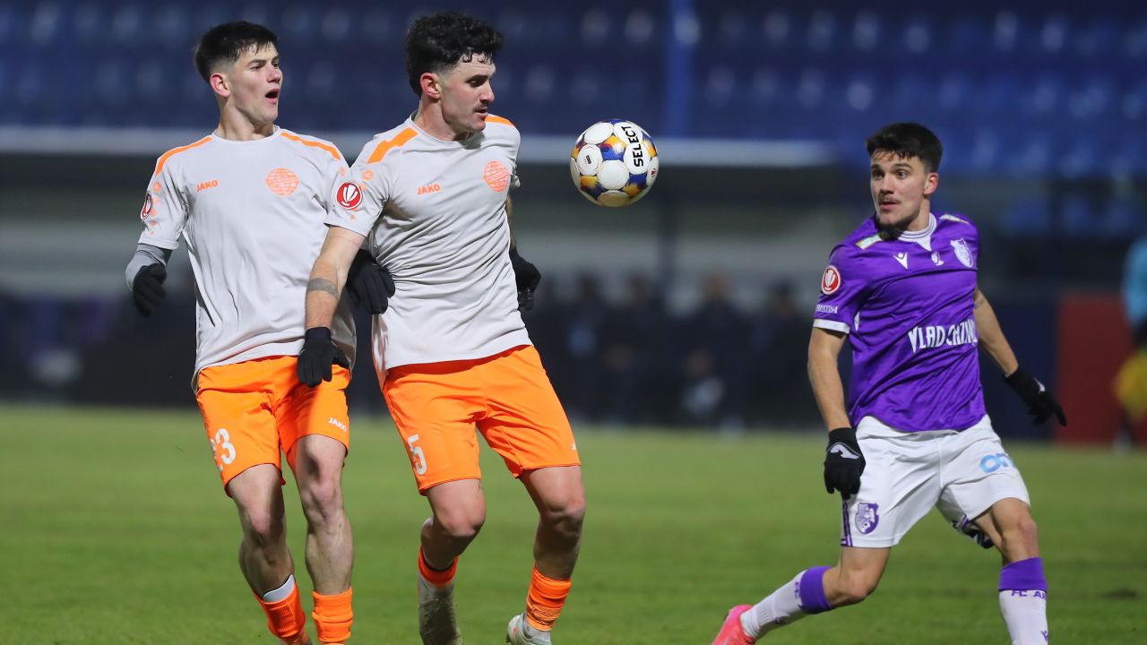 FC Argeș învinge Metaloglobus cu 2-0, avansând în Superligă