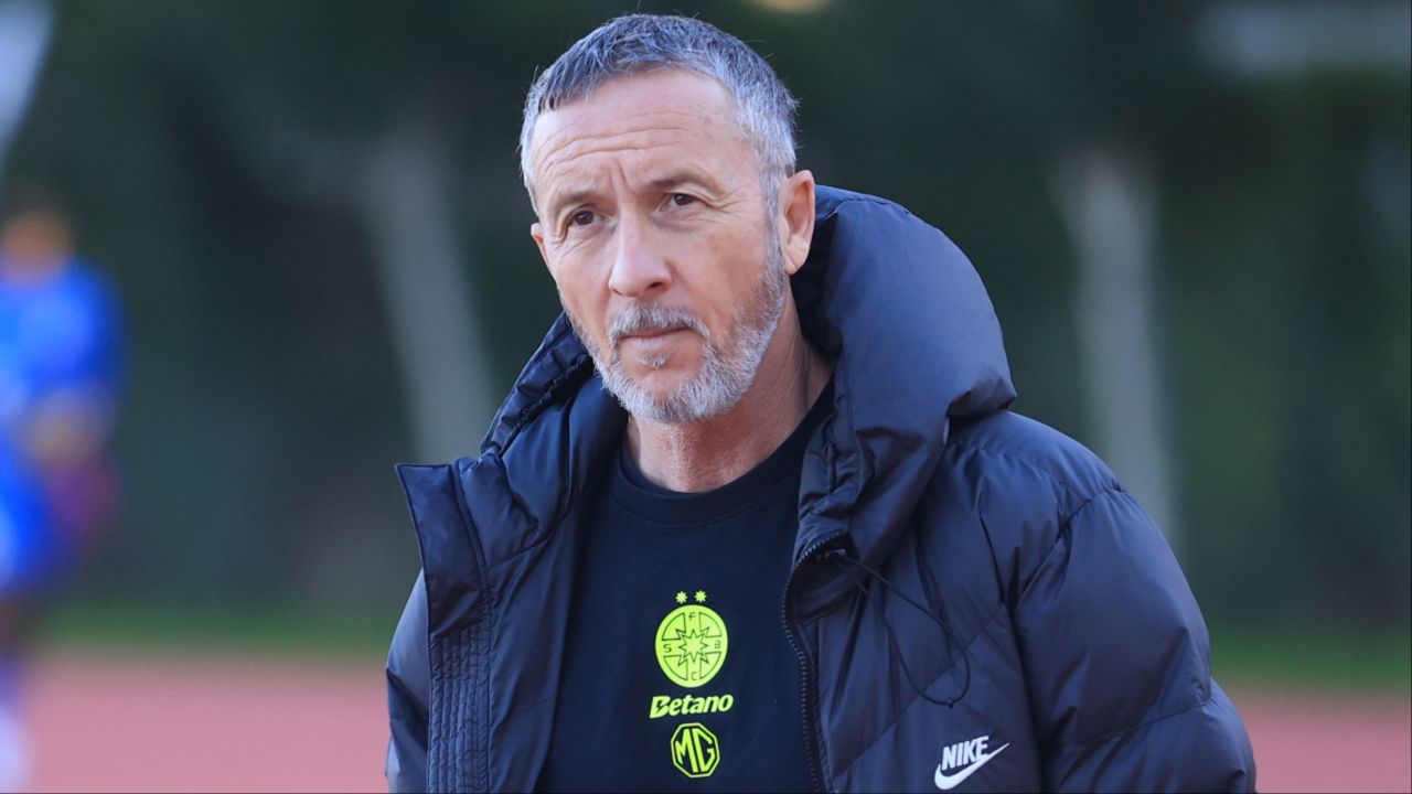 Valeriu Iftime susține că FC Botoșani are un mare talent în echipă Patronul FC Botoșani, Valeriu Iftime, a lăsat să se înțeleagă că echipa sa dispune de unul dintre cei mai competenți închizători din Superliga României