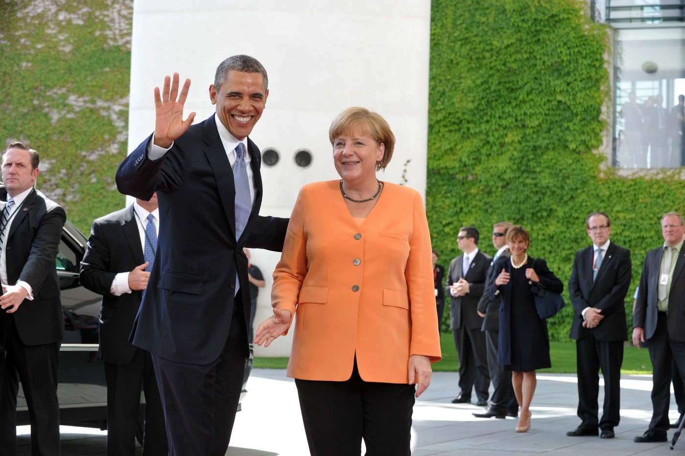 Germania a interceptat timp de ani convorbirile telefonice ale lui Barack Obama, inclusiv discuțiile pe care fostul președinte american le purta la bordul avionului prezidențial Air Force One, conform unei analize detaliate care a ieșit recent la lumină
