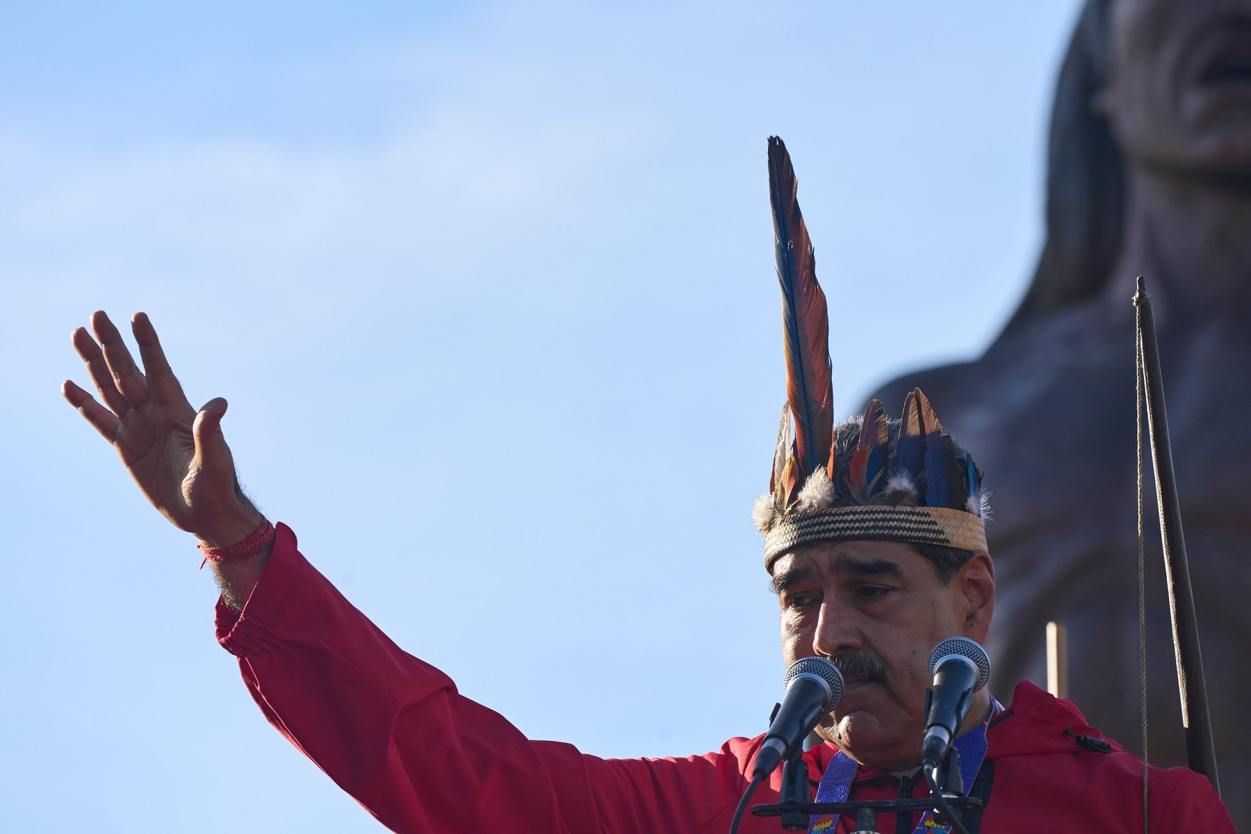 Venezuela își pierde liderul înainte de alegeri: Nicolás Maduro, capturat de forțele speciale ale SUA în cadrul unei operațiuni spectaculoase O operațiune secretă aforțelor speciale americane, Delta Force, a dus la capturarea liderului venezuelean Nicolás Maduro, într-un moment critic pentru politica și stabilitatea regimului de la Caracas