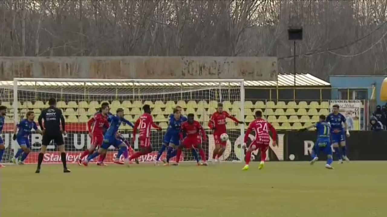 Duelul dintre Unirea Slobozia și Hermannstadt: O confruntare decisivă pentru soarta echipelor Meciul dintre Unirea Slobozia și Hermannstadt a fost un adevărat spectacol pe teren, cu momente de intensitate și adrenalină care au ținut fanii cu sufletul la gură