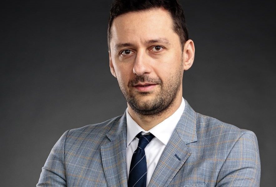 sticlosu-1-ANI.jpeg - ReactMedia