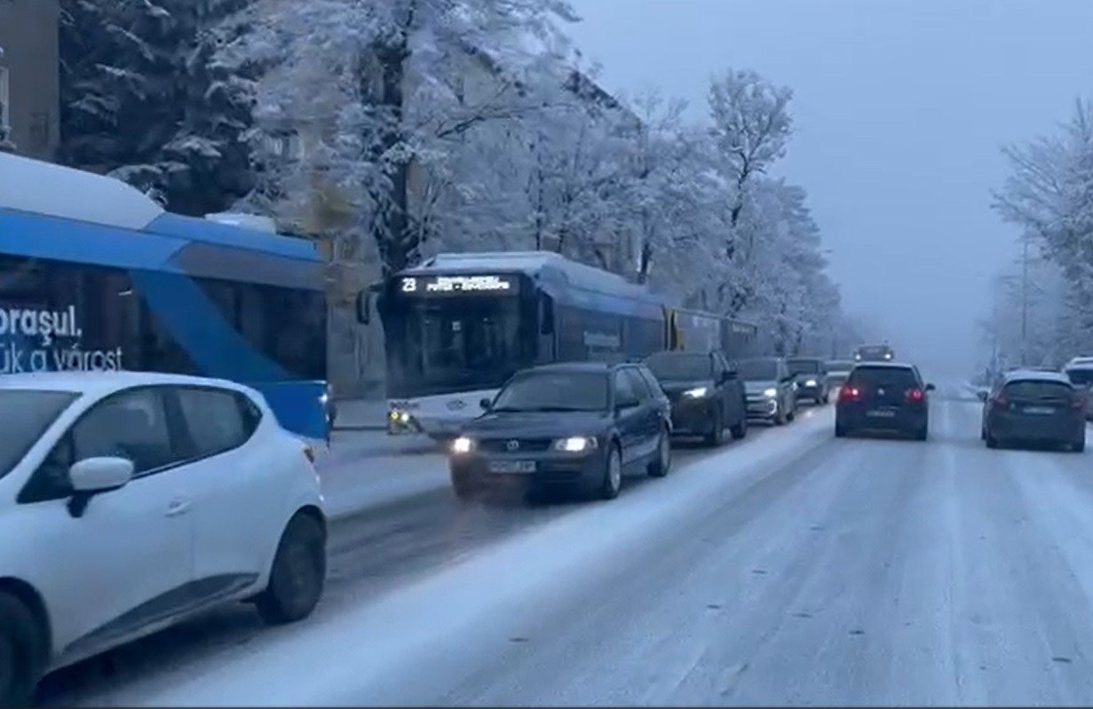 Vremea la București: polei și temperaturi de 5°C până marți dimineața