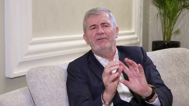 vlcsnap-2025-10-08-08h48m18s025.png - ReactMedia